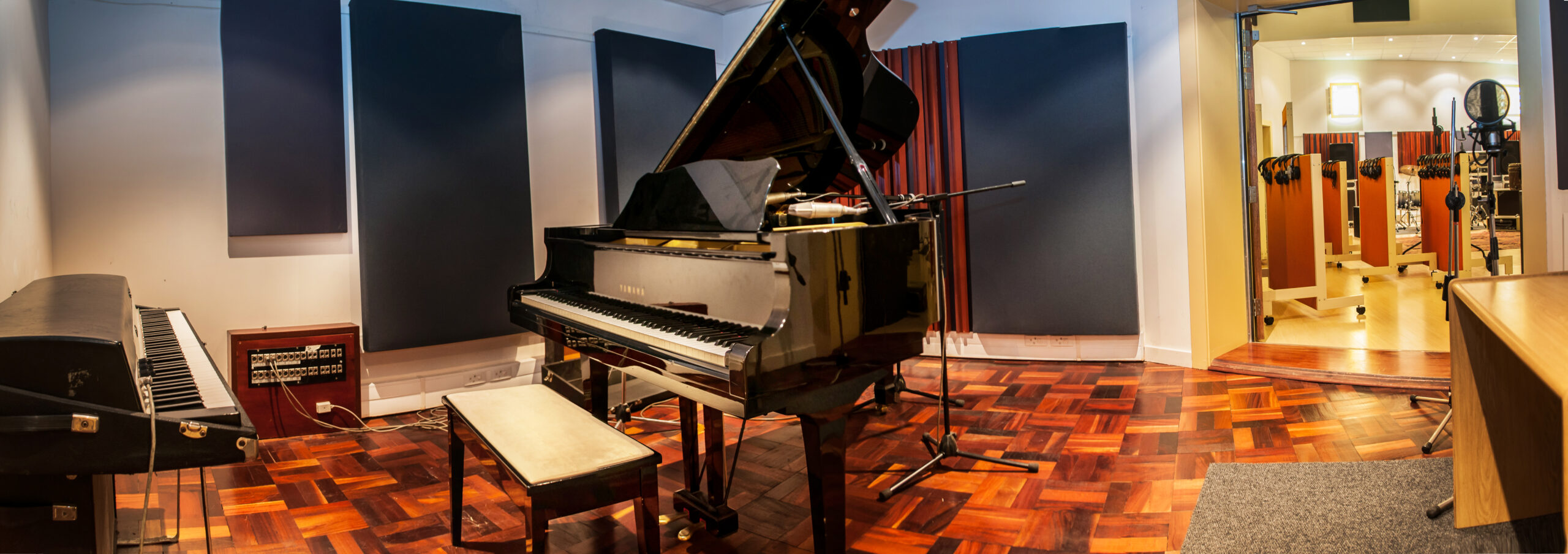 Milestone Studio (5)